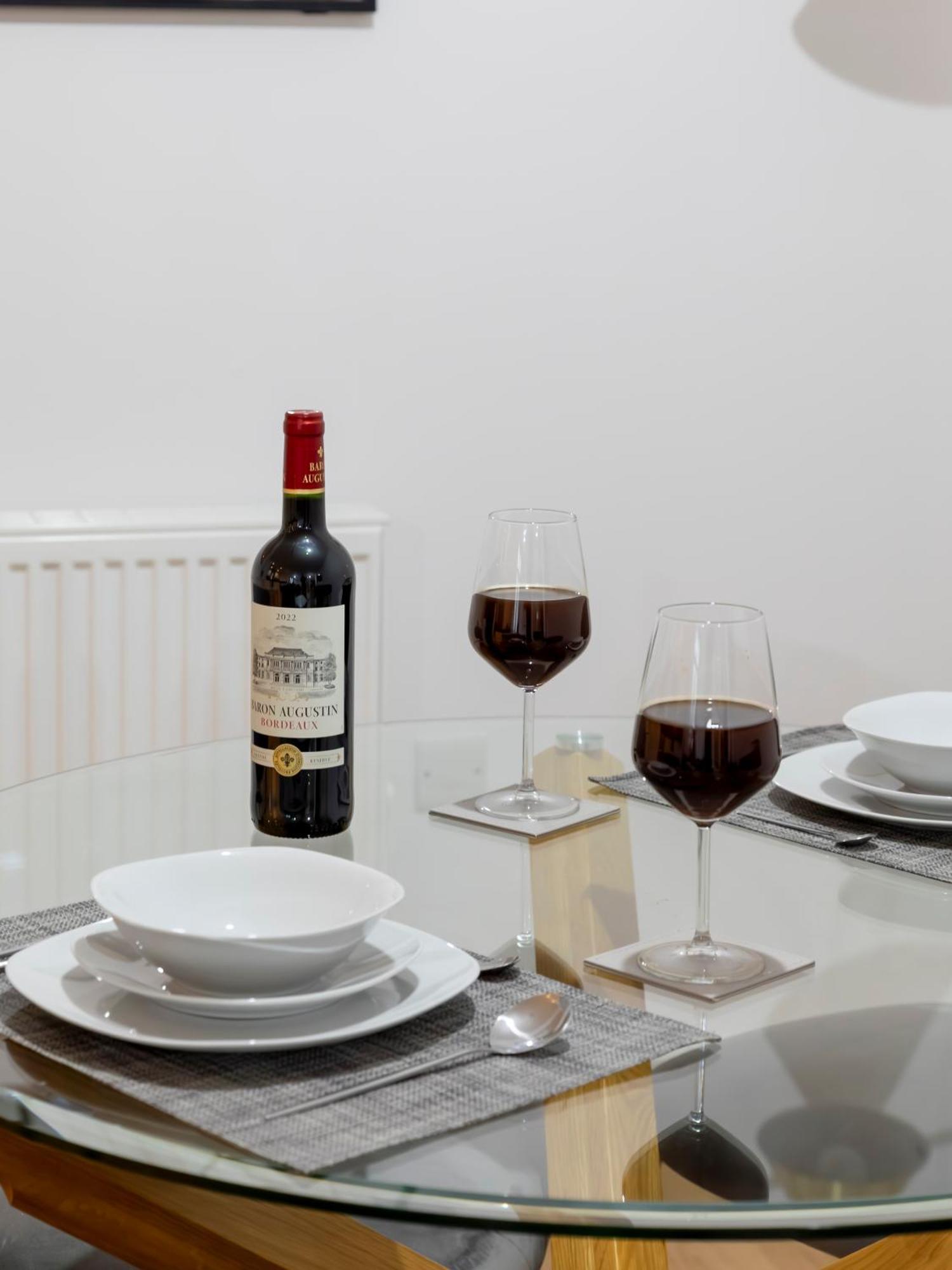1 Bed - Redhill Central, Surrey, Gatwick #4 * Redhill (Surrey)